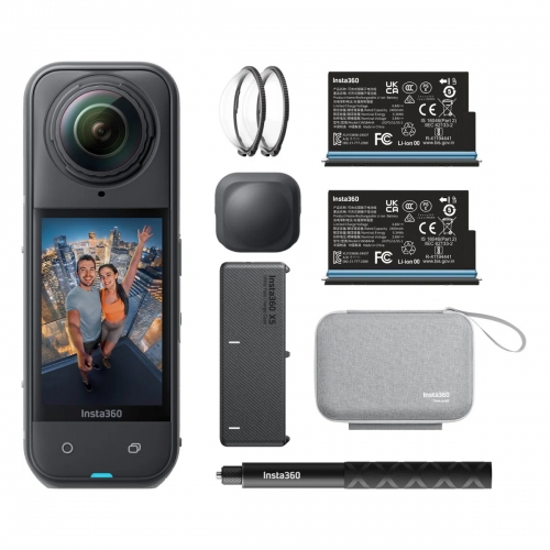 Insta360 X5 Essentials Bundle (Fekete)